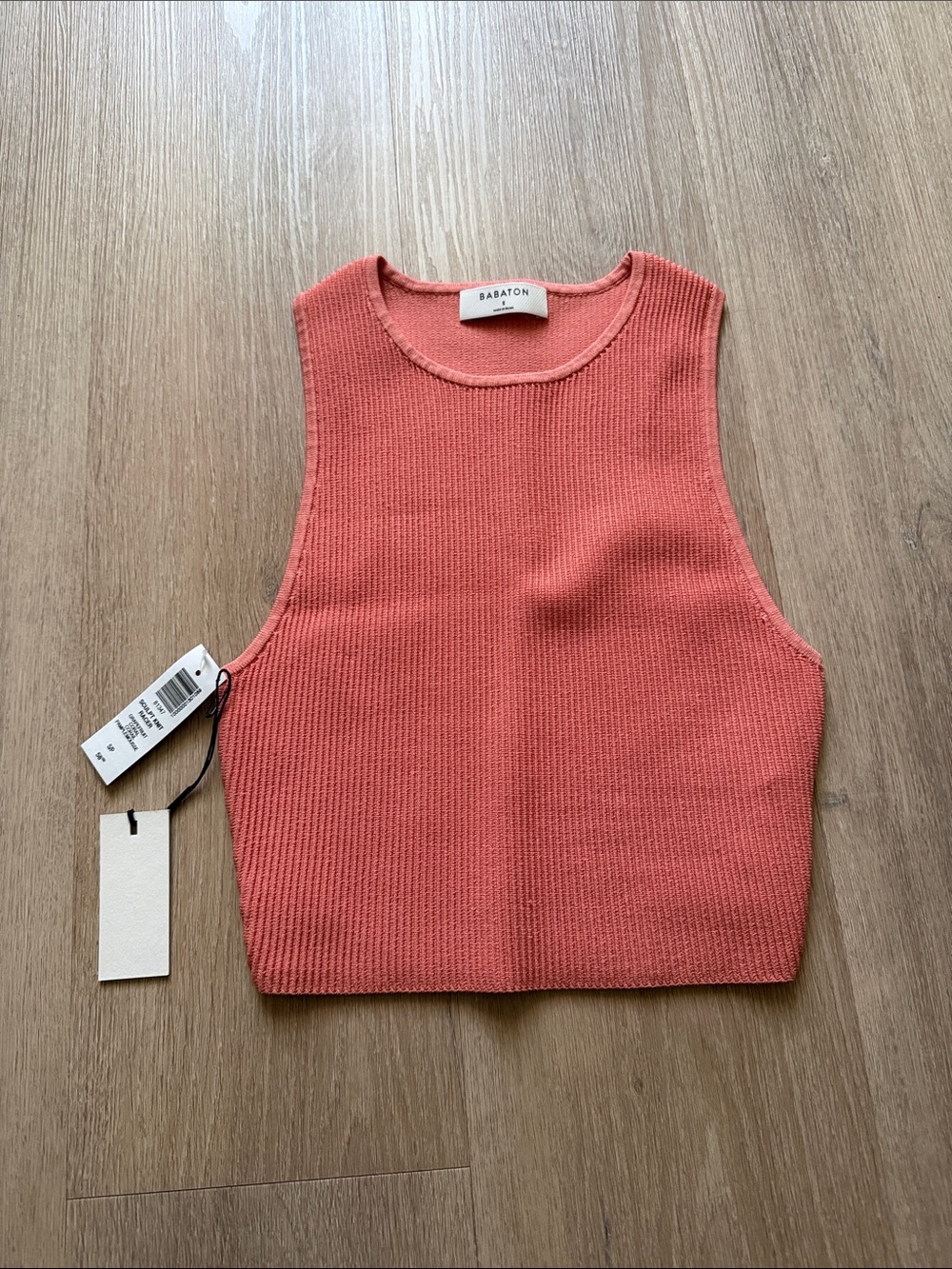 Aritzia Babaton Sculpt Knit Racer - Cropped